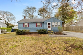 74 Fearing St, Wareham, MA 02538