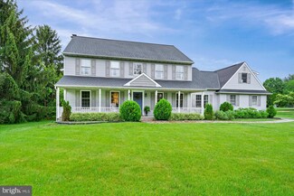 311 Clearfield Dr, Lincoln University, PA 19352