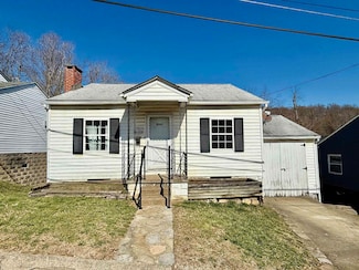 2960 Rice Ave, Huntington, WV 25705