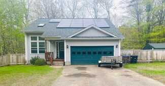 457 N Harbor Rd, Colchester, VT 05446