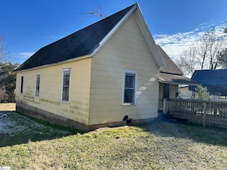 2 P St, Anderson, SC 29625