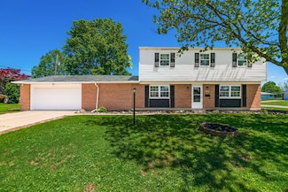 3950 Monterey Dr, Grove City, OH 43123