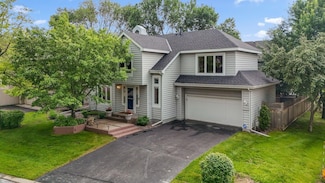 15655 17th Place N, Plymouth, MN 55447