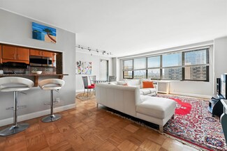 10 Huron Ave Unit 12C, Jersey City, NJ 07306