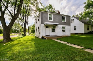 1698 Sunset Ave, Akron, OH 44301