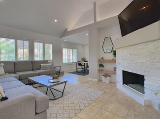 12065 Calle de Montana Unit 213, El Cajon, CA 92019