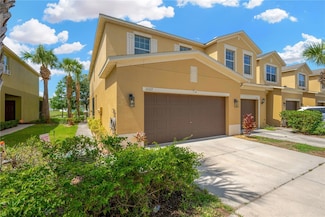 2022 Hawks View Dr, Ruskin, FL 33570