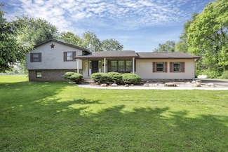 5223 Hayes Rd, Groveport, OH 43125