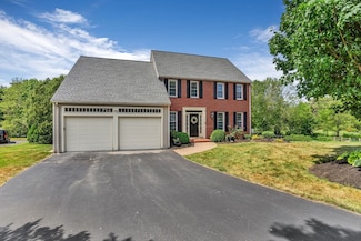 12 Saddle Hill Dr, Northborough, MA 01532
