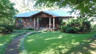 1105 N Bluff Cir, Monteagle, TN 37356