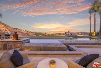 4234 Prado de Los Pajaros, Calabasas, CA 91302