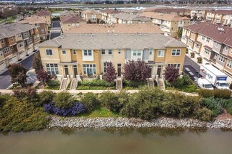 205 Pender Ln, Redwood City, CA 94065