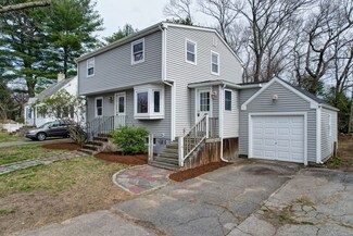 35 Nickerson Rd, Braintree, MA 02184