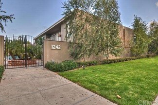 1242 Rutland Rd Unit 2, Newport Beach, CA 92660