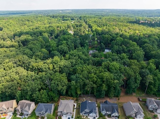 102 Park Ln, Dallas, GA 30132