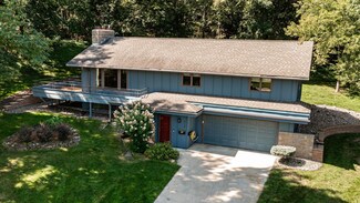 450 Valhalla Ct NW, Rochester, MN 55901