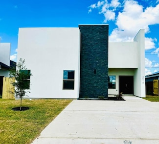 5001 Carambola Ln, Laredo, TX 78046