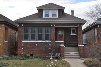4708 N Kenton Ave, Chicago, IL 60630