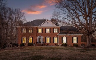 3 Northfield Rd, Signal Mountain, TN 37377
