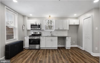 22 N Front St Unit 2, Darby, PA 19023