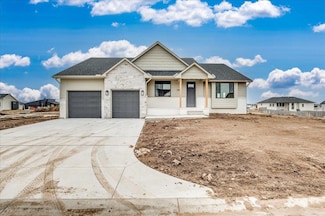 178 S Wellcrest Ct, Goddard, KS 67052