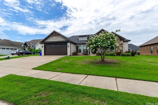1715 Josh Dr, Conway, AR 72034