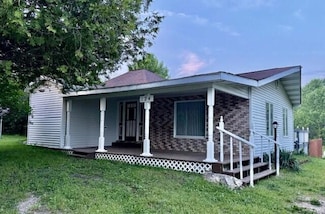 124 N Bogue St, Hesperia, MI 49421