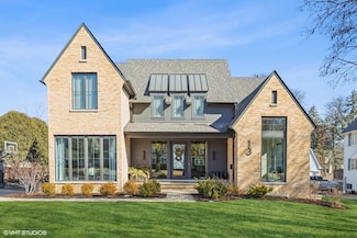 13 S Elm St, Hinsdale, IL 60521