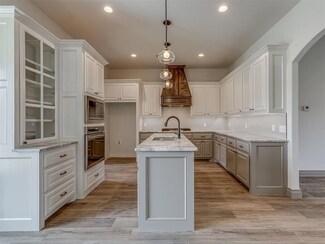 1212 Jaden Blvd, Tuttle, OK 73089