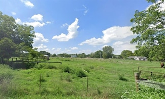 513 N Byers Ave, Gentry, AR 72734