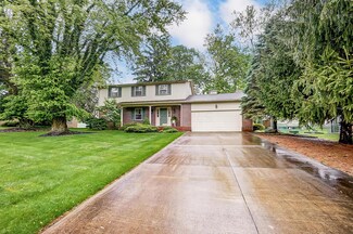 1086 Warren Dr, Wilmington, OH 45177