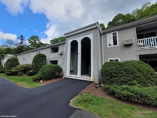 66 Nashville Rd Unit K, Bethel, CT 06801
