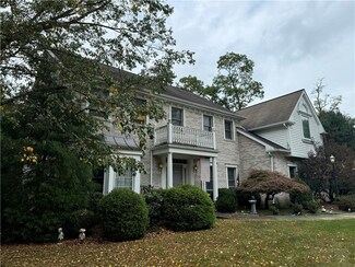 200 Virginia Manor Dr, Pittsburgh, PA 15215