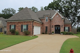 702 Dudley Dr, Hernando, MS 38632