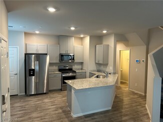 4725 Frasers Owl Ave Unit 102, North Las Vegas, NV 89084