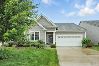 1056 Sandfort Farm Dr, Saint Charles, MO 63301