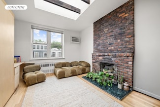 135 Amity St Unit 4C, Brooklyn, NY 11201