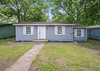2906 W Parnell St, Denison, TX 75020