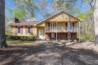 916 Edgewood Cir, Chester, SC 29706
