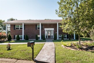 936 Diane Ct, Red Bud, IL 62278