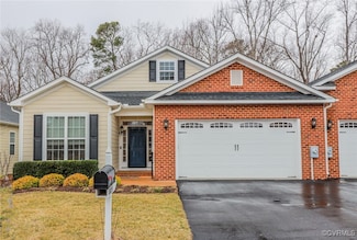 10055 Berry Pond Ln, Mechanicsville, VA 23116