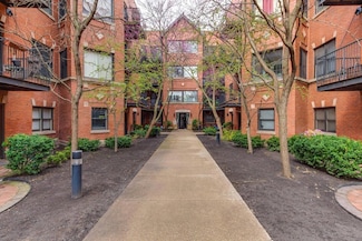 5942 S King Dr Unit 59422N, Chicago, IL 60637