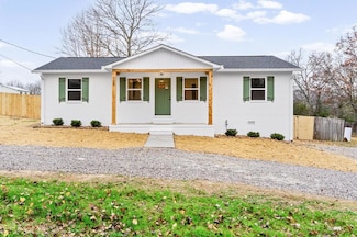 708 Thomas Rd, Cookeville, TN 38501