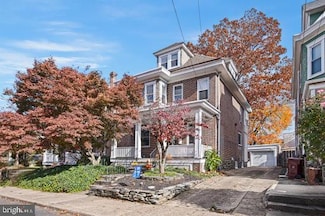 705 W 22nd St, Wilmington, DE 19802