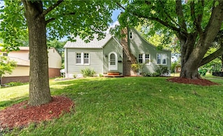 320 E Maryland Heights Rd, Decatur, IL 62526