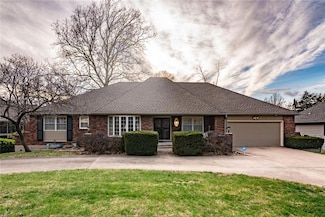 11108 Glen Arbor Rd, Kansas City, MO 64114