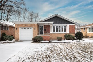 1234 Community Dr, La Grange Park, IL 60526