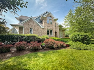 720 Fairway Ln, Sycamore, IL 60178