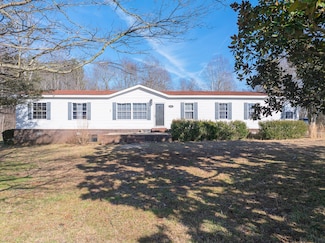 2797 Stafford Store Rd, Greenfield, TN 38230