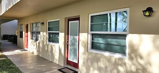 34 Vista Gardens Trail Unit 104, Vero Beach, FL 32962